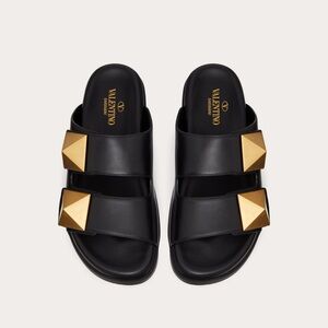 Valentino One Stud Calfskin Slide Sandal Size 37